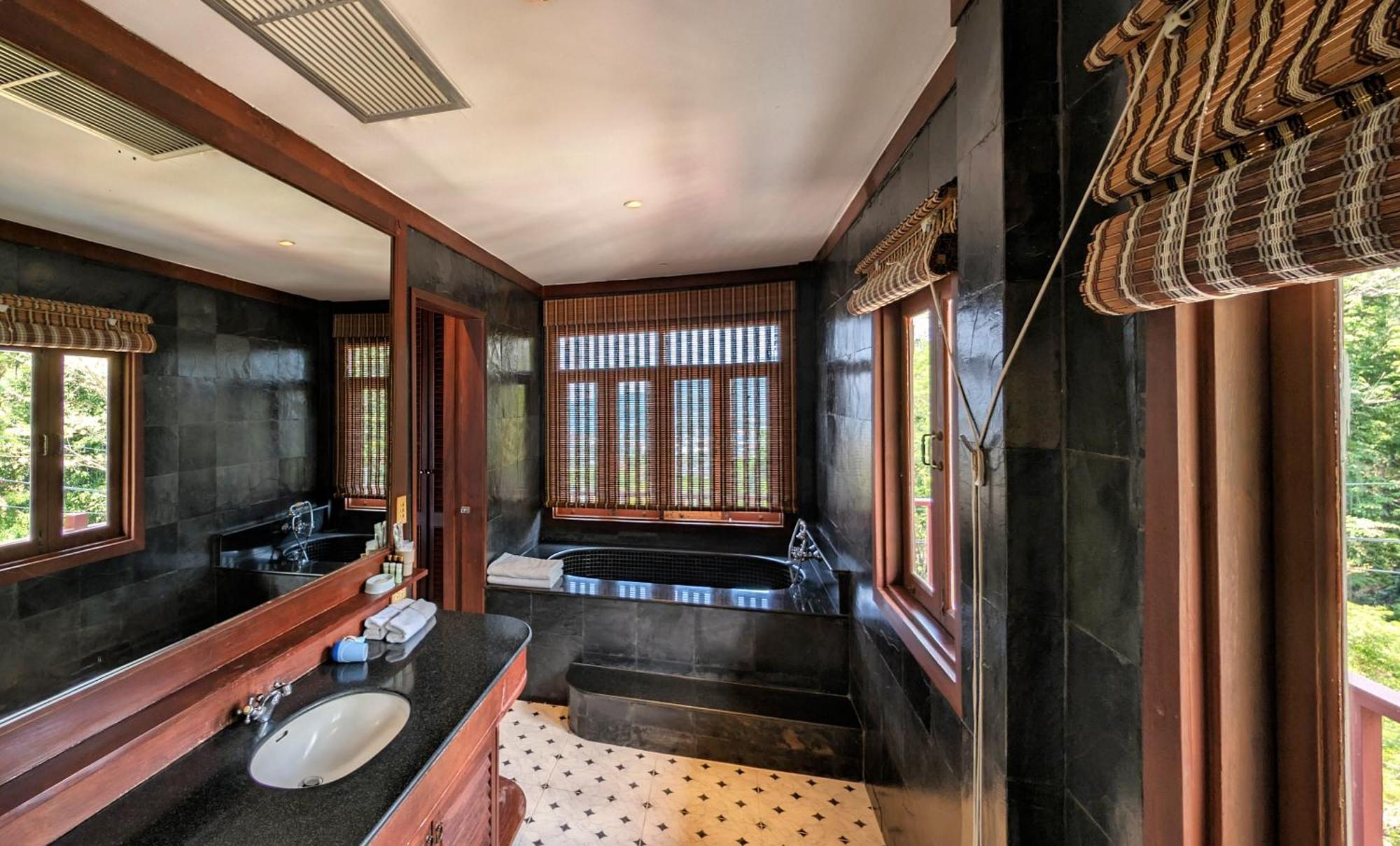 Nakawanna Villa Phuket Exterior foto